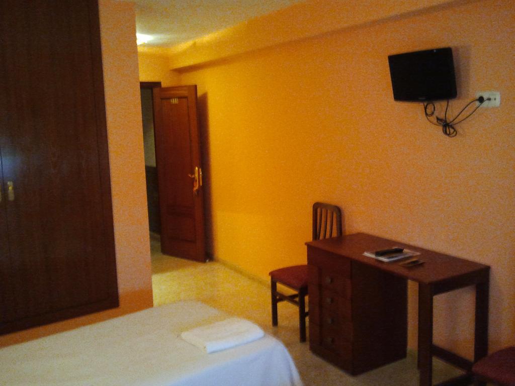 Hostal La Maravillosa Valderas  Rum bild
