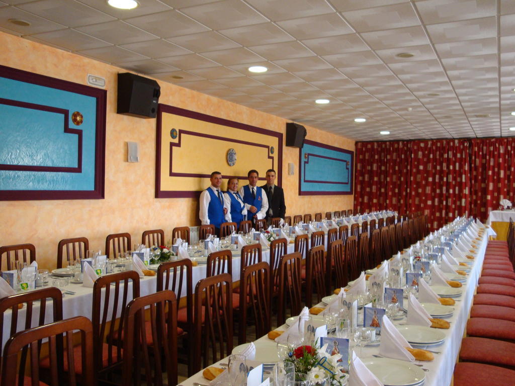 Hostal La Maravillosa Valderas  Exteriör bild